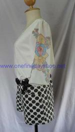 กางเกงยีนส์ เอวสูง ขาสั้น size XL ลาย polka dot พื้นขาวจุดดำ 