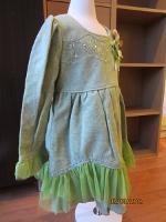 เดรสคุณหนูสีเขียว