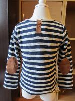 เสื้อแขนยาวลายขวาง