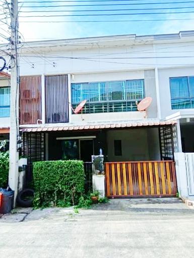 ให้เช่าทาวน์เฮาส์ 2 ชั้น ทำเลบรมราชชนนี สาย 5 ม.มหิดล ศาลายา 900 