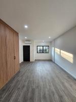 ขายทาวน์โฮม 2 ชั้น รีโนเวทใหม่ หมู่บ้านปรีชา 8 ซอยหัวหมาก 27