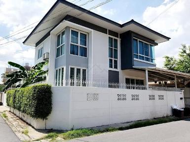 ให้เช่าบ้านเดี่ยว 2 ชั้น ซอยเสรีไทย 26 บ้านใหม่ ใกล้เดอะมอลล์บางก