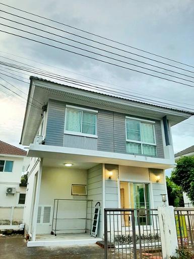 บ้านสุดหรู 2 ชั้น จัดเต็มเฟอร์ฯ รร.ร่วมฤดีวิเทศศึกษา ถ.ร่มเกล้า2-