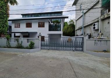 ให้เช่าบ้านเดี่ยว2ชั้น .ย่านโชคชัย4ลาดพร้าว ใกล้MRTโชคชัย4