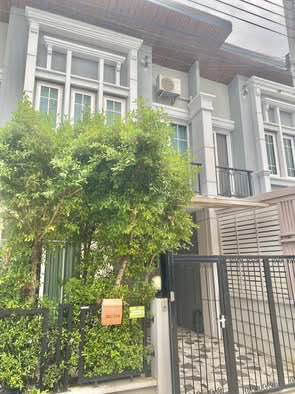 ขายทาวน์โฮม 2 ชั้น 3 นอน โกลเด้น ทาวน์ 3 บางนา-สวนหลวง ใกล้เมกะบา