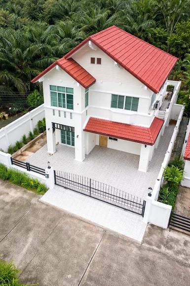 J Park ศรีราชา 900 ม โลตัส ศรีราชา เช่าบ้านเดี่ยว 2 ชั้น 3 นอน 