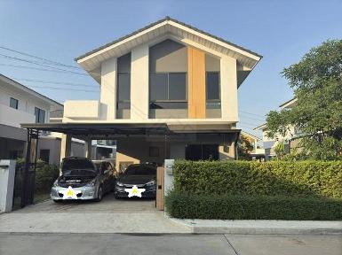 ขายบ้านเดี่ยว 2ชั้น เคหะร่มเกล้า ลาดกระบัง ใกล้กรุงเทพกรีฑาตัดใหม