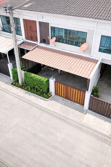  ม.มหิดล ศาลายา 900 ม.ให้เช่าทาวน์เฮาส์ 2 ชั้น ทำเลบรมราชชนนี สา