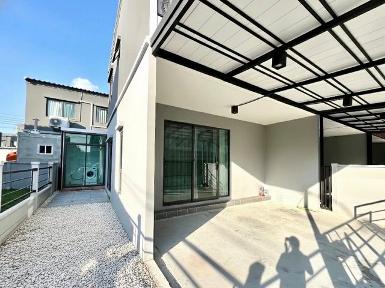 ให้เช่าทาวน์โฮม 2 ชั้นหลังมุม 3 ห้องอน Pleno สุขุมวิท-บางนา 2 ใกล