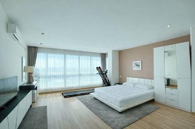 Penthouse 2นอน แฮปปี้ คอนโด ลาดพร้าว 101 MRT ลาดพร้าว101 650 ม.
