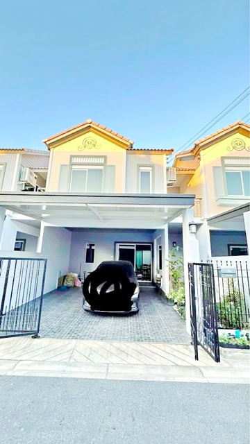 แหลมทองบางแสน 3.3 กม.ให้เช่าบ้านทาวน์โฮม สุขุมวิท บางแสน ทำเลสงบ