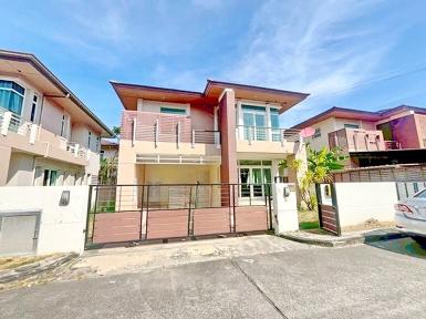 บ้าน 2 ชั้น 63ตร.วา เฟอร์ฯครบ The Boulevard สวนเสือศรีราชา 2.5 กม