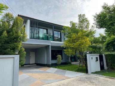 ให้เช่าบ้านแปลงมุม 106 ตรว. 4นอน บุราสิริ วงแหวน-อ่อนนุช ใกล้เมกะ