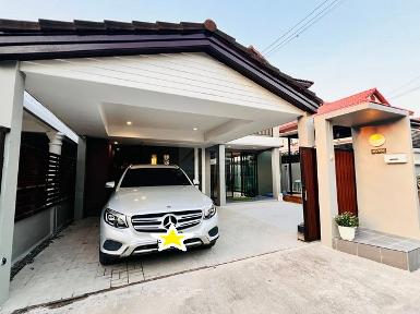 ให้เช่าบ้าน สไตล์รีสอร์ต ริมน้ำ 70 ตรว.ม.มณียา เลียบด่วนรามอินทรา