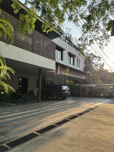 ให้เช่าบ้านศศิดา (Baan Sasida) สุขุมวิท 24 ใกล้ BTS พร้อมพงษ์.