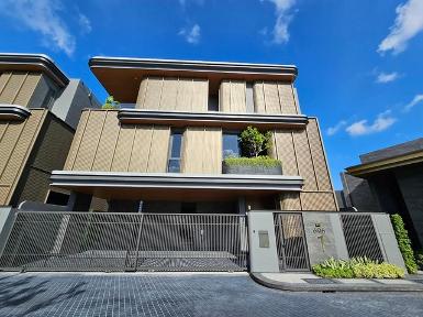 ให้เช่าบ้าน 3 ชั้น 4 นอน บูก้าน พระราม9-เหม่งจ๋าย​ มีลิฟท์สระว่าย