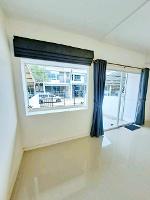 สตรีทมาร์เก็ต800ม. ดูโฮม ทูโก สาขาประชาอุทิศ 90  ทาวน์โฮม 2 ชั้น