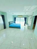 นานาชาติ RIS รามคำแ ให้เช่า คฤหาสน์ใหญ่ที่สุดหมู่บ้าน 5นอน ลด 50%